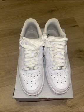 Nike Air Force 1 '07